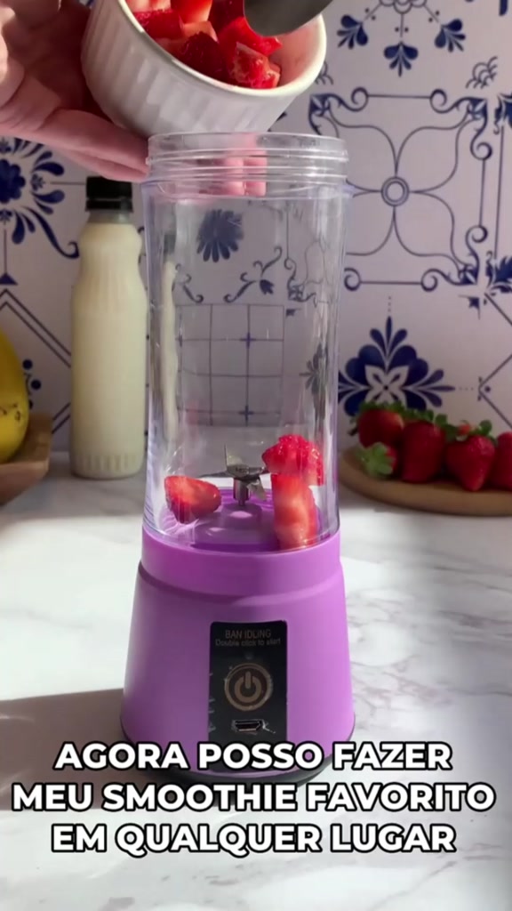 Mini Liquidificador Portátil Shake 6 Laminas + Cabo USB